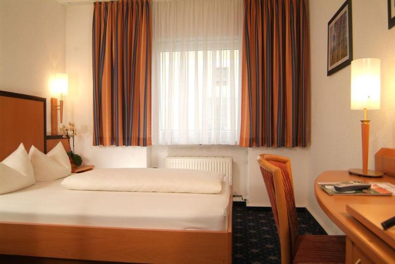 ואטרשטטן Boutique Hotel Erb Muenchen Parsdorf מראה חיצוני תמונה